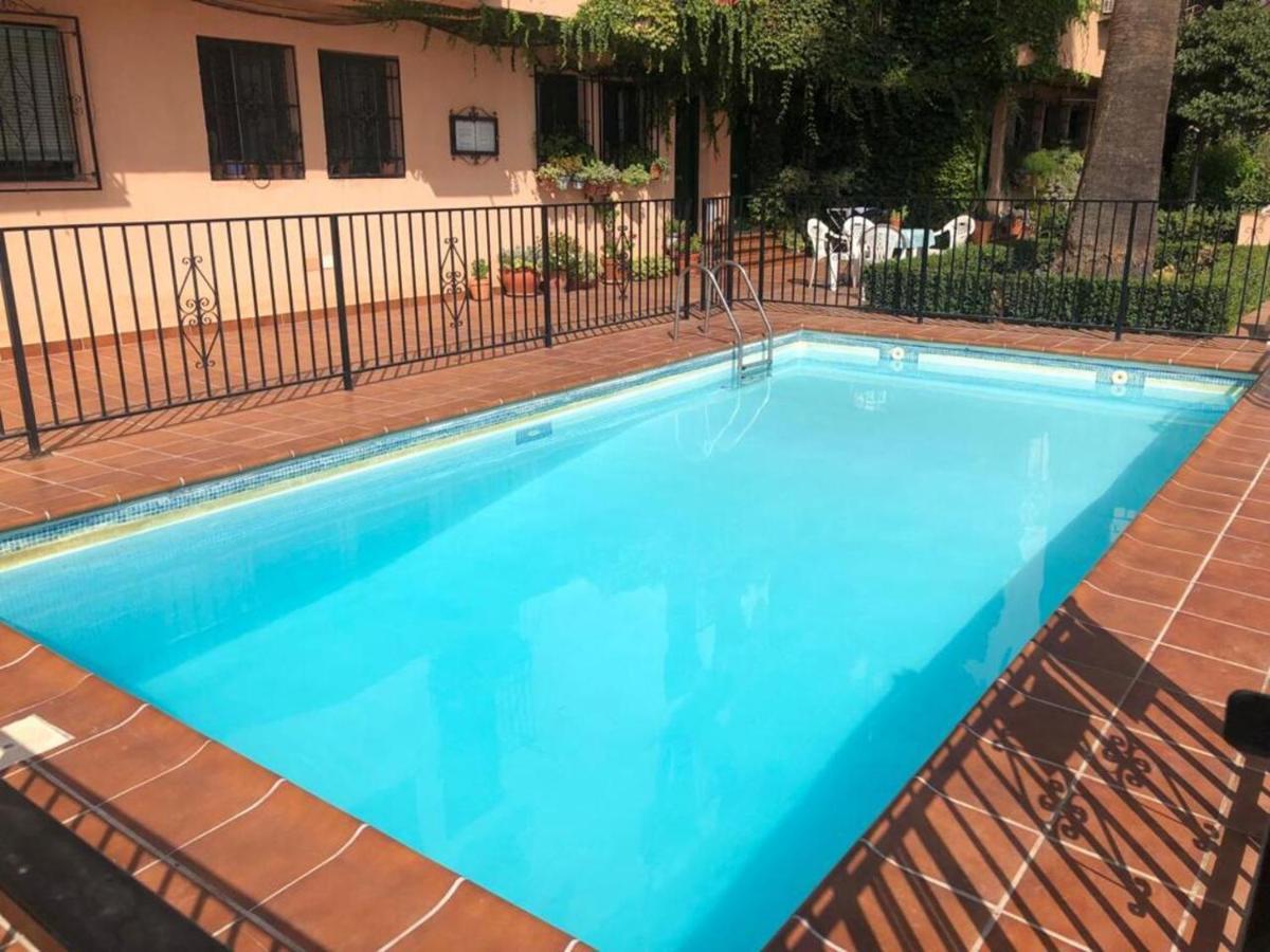 Tuguest Alhacaba Apartment - Free Parking Granada Exterior photo